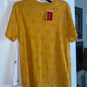 Classic yellow Guess Tee